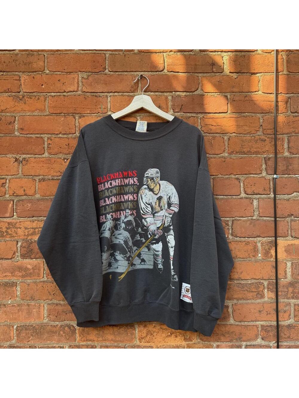 vintage chicago blackhawks ccm nutmeg crewneck sweatshirt L